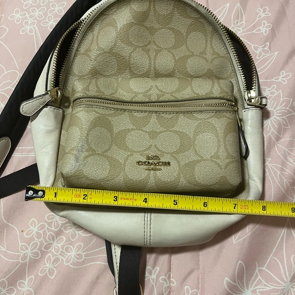 Cute coach backpack mini. Love this backpack! - Picture 10 of 10